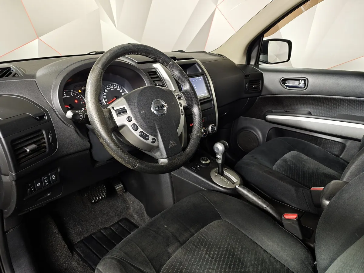 Nissan X-Trail 2.0 CVT AWD (141 л.с.) Черный в АВИЛОН. Слайд №18