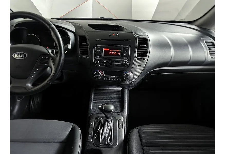Kia Cerato 1.6 AT (130 л.с.) Черный в АВИЛОН. Слайд №14