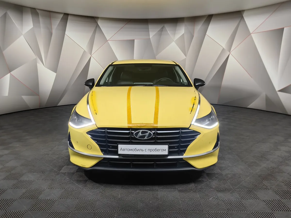 Hyundai Sonata 2.0 MPI (150 л.с.) Classic Желтый в АВИЛОН. Слайд №7