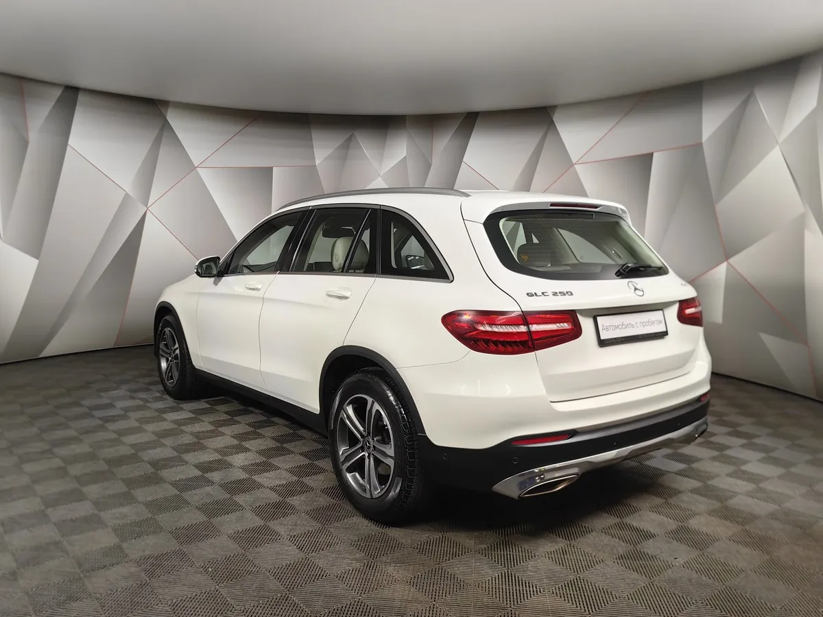 Mercedes-Benz GLC 250 9G-TRONIC 4MATIC (211 л.с.) Premium Белый в АВИЛОН. Слайд №4