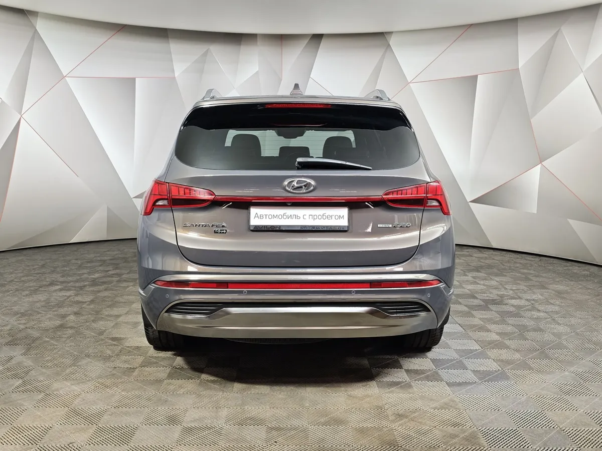 Hyundai Santa Fe 2.2 CRDi AWD 8AT (200 л.с.) Calligraphy Коричневый в АВИЛОН. Слайд №8