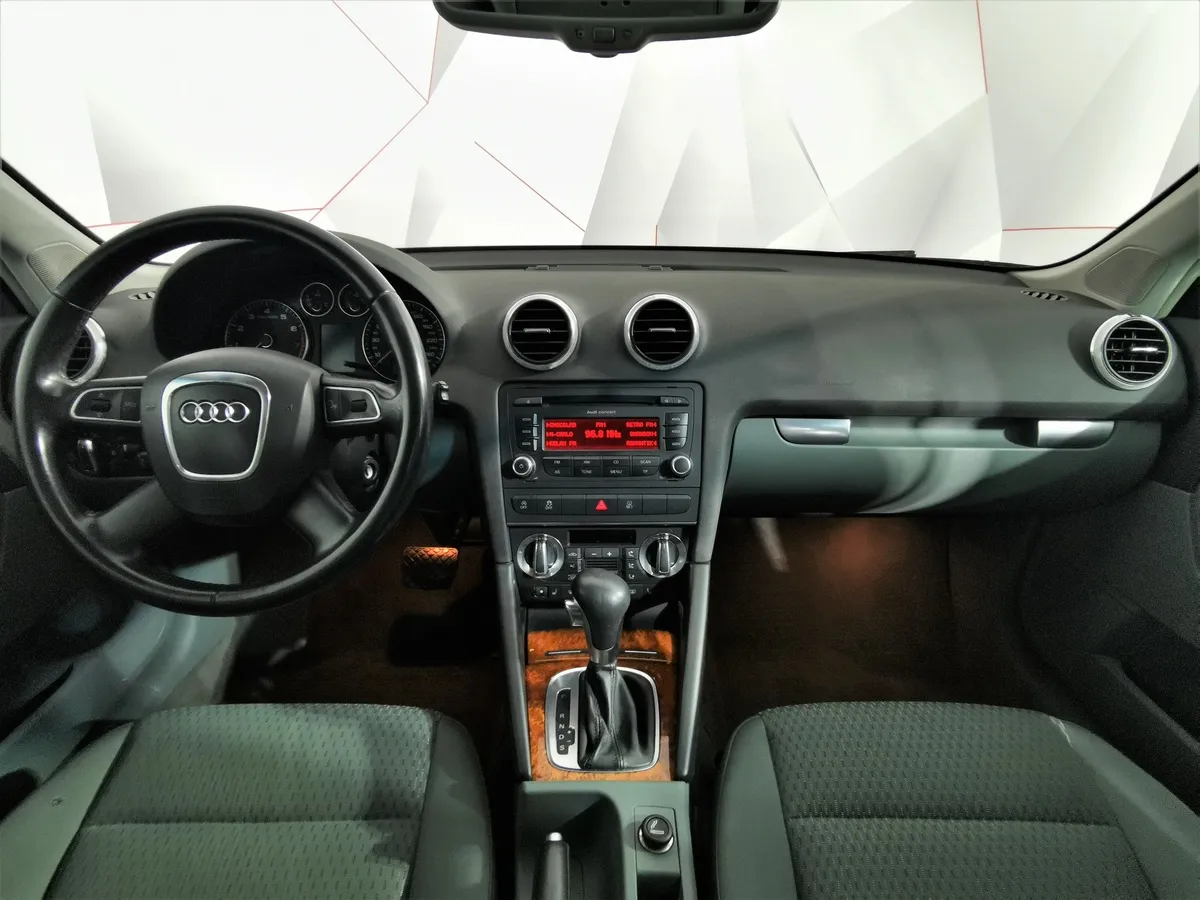 Audi A3 1.4 TFSI S-tronic (125 л.с.) Синий в АВИЛОН. Слайд №13