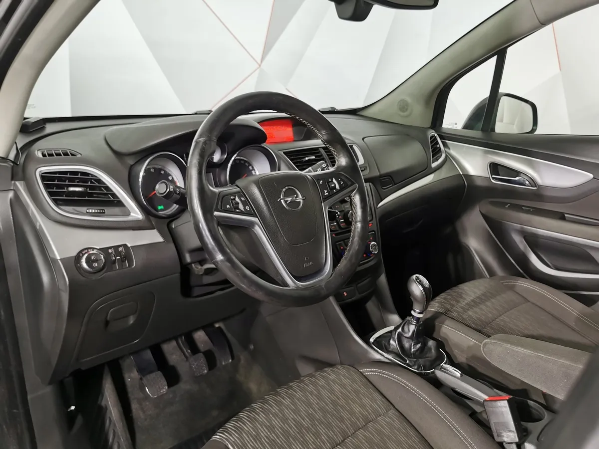Opel Mokka 1.8 MT (140 л.с.) Черный в АВИЛОН. Слайд №18