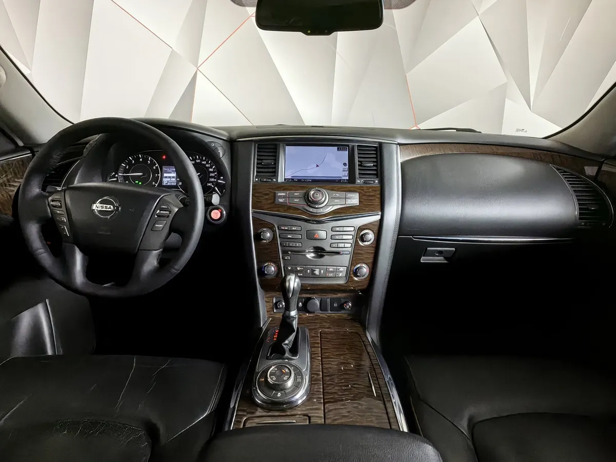 Nissan Patrol 5.6 AT 4WD (405 л.с.) Черный в АВИЛОН. Слайд №14