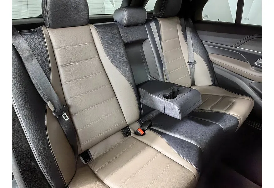 Mercedes-Benz GLE 300 d 4MATIC 9G-TRONIC (245 л.с.) Premium (Локальная сборка) Черный в АВИЛОН. Слайд №17