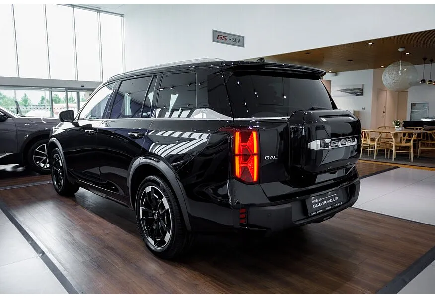 АВИЛОН - GAC GS8 2.0T AT 4WD (231 л.с.) GX Traveller Черный - slide 6