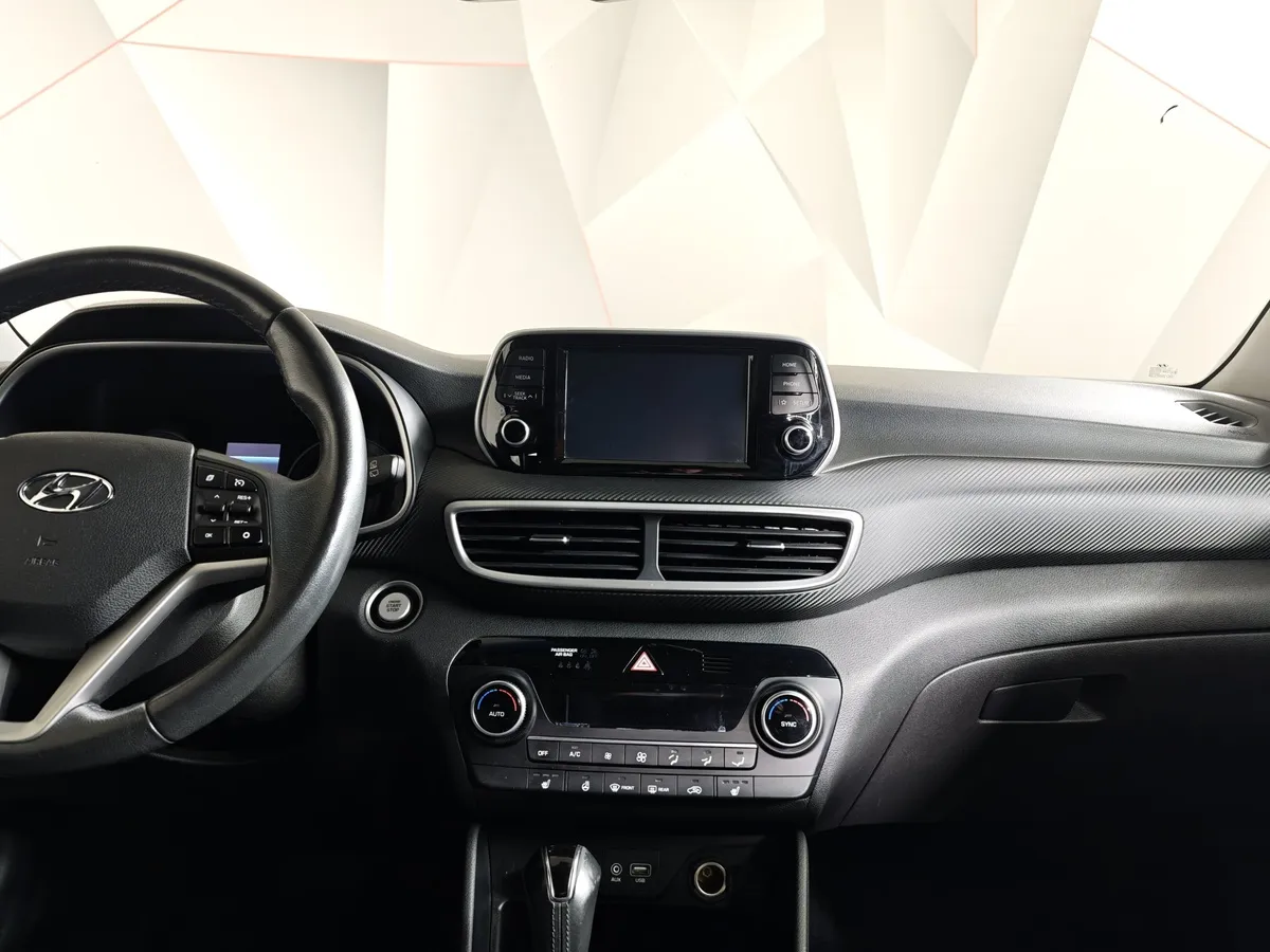 Hyundai Tucson 2.0 (150 л.с.) MPi-6AT-4WD Family Черный в АВИЛОН. Слайд №15