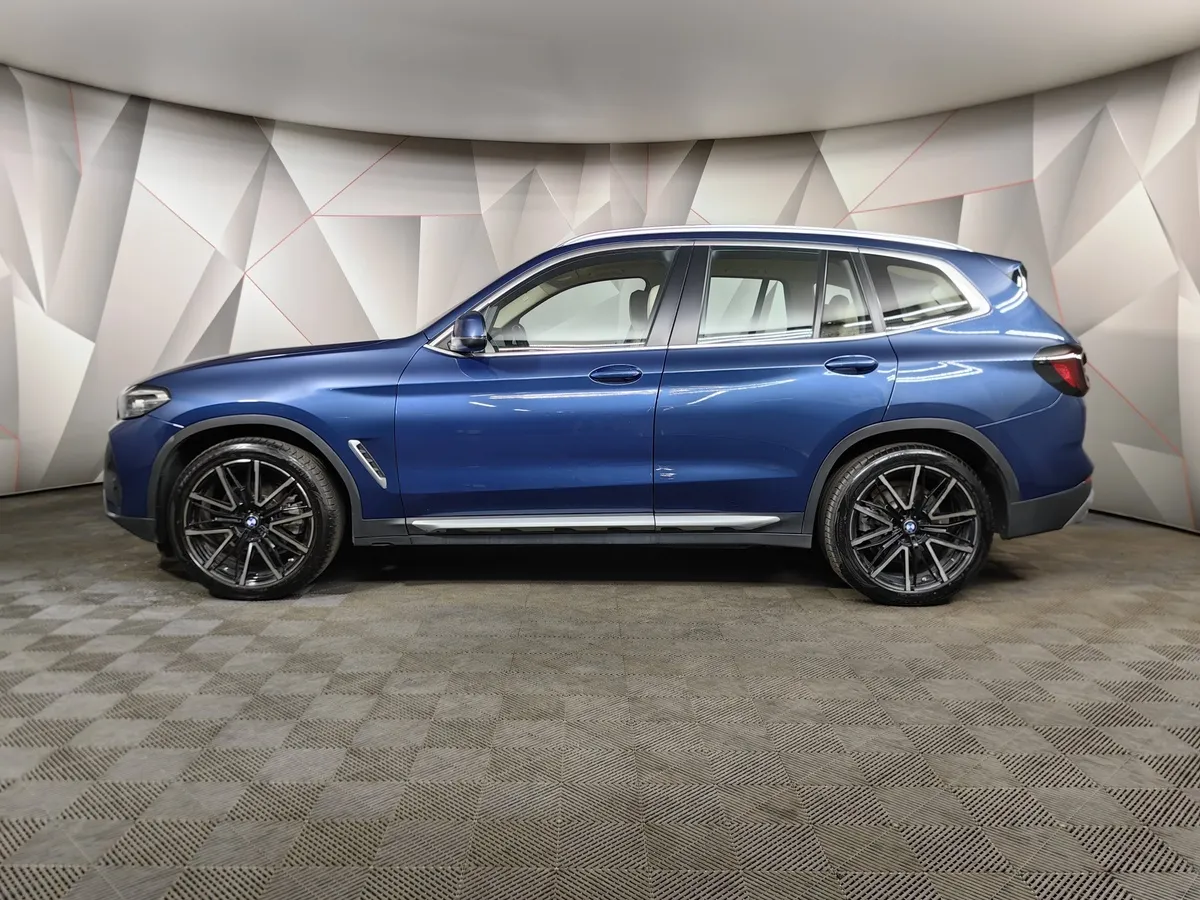 BMW X3 xDrive20d AT (190 л.с.) Lifestyle Синий в АВИЛОН. Слайд №5