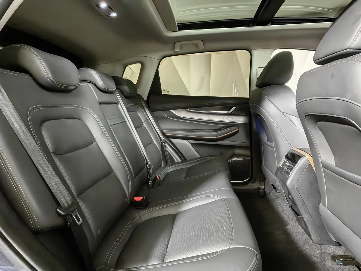 EXEED LX 1.5 CVT9 FWD (147 л.с) Prestige Plus Серый в АВИЛОН. Слайд №15