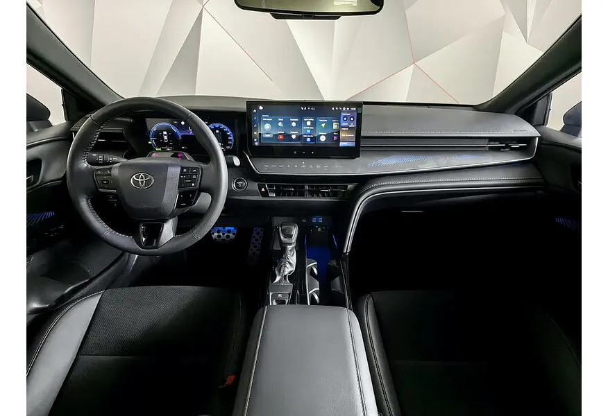 Toyota Camry 2.0h CVT (197 л.с.) Sport Plus Черный в АВИЛОН. Слайд №14
