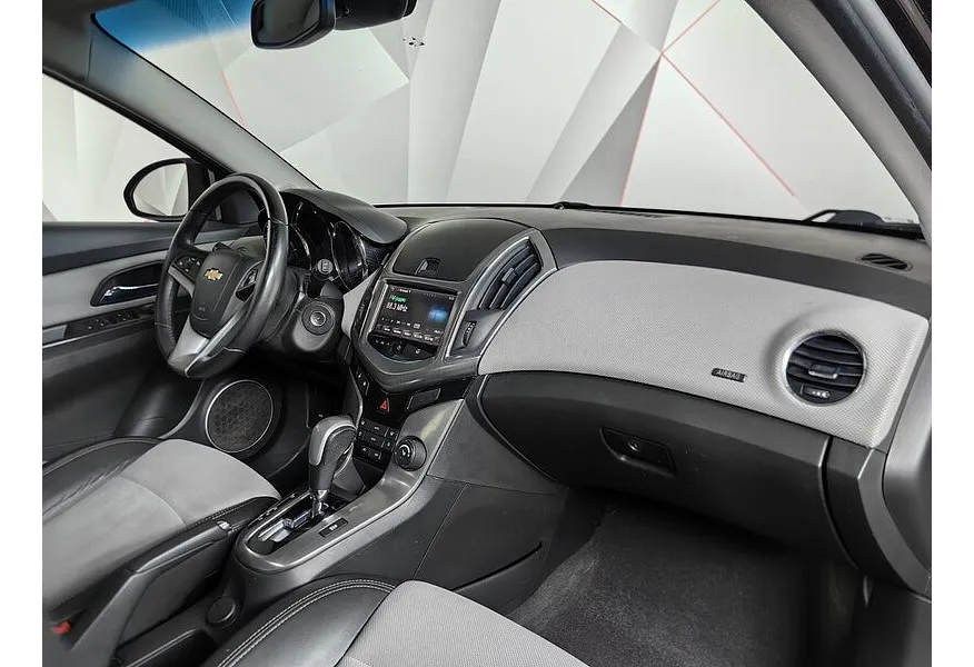 Chevrolet Cruze 1.4 Turbo AT (140 л.с.) Коричневый в АВИЛОН. Слайд №11