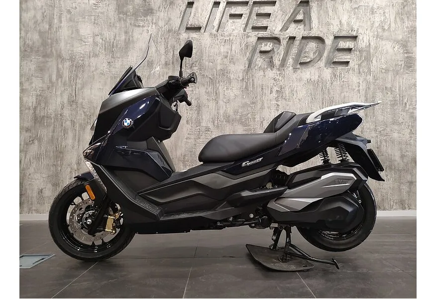 BMW Motorrad C 400 GT C 400 GT 350 см³ (34) 350 Синий в АВИЛОН. Слайд №3