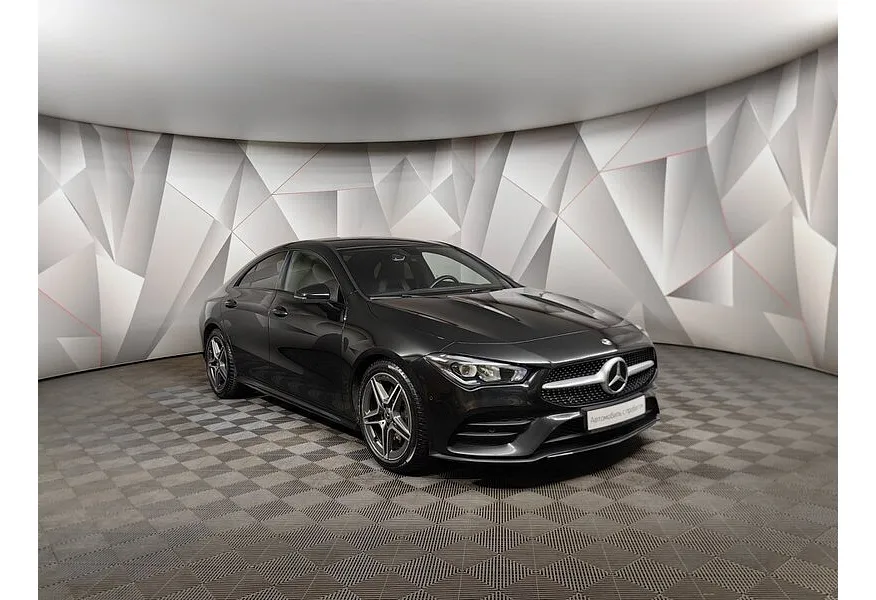 Mercedes-Benz CLA 200 7G-DCT (150 л.с.) Sport Черный в АВИЛОН. Слайд №3