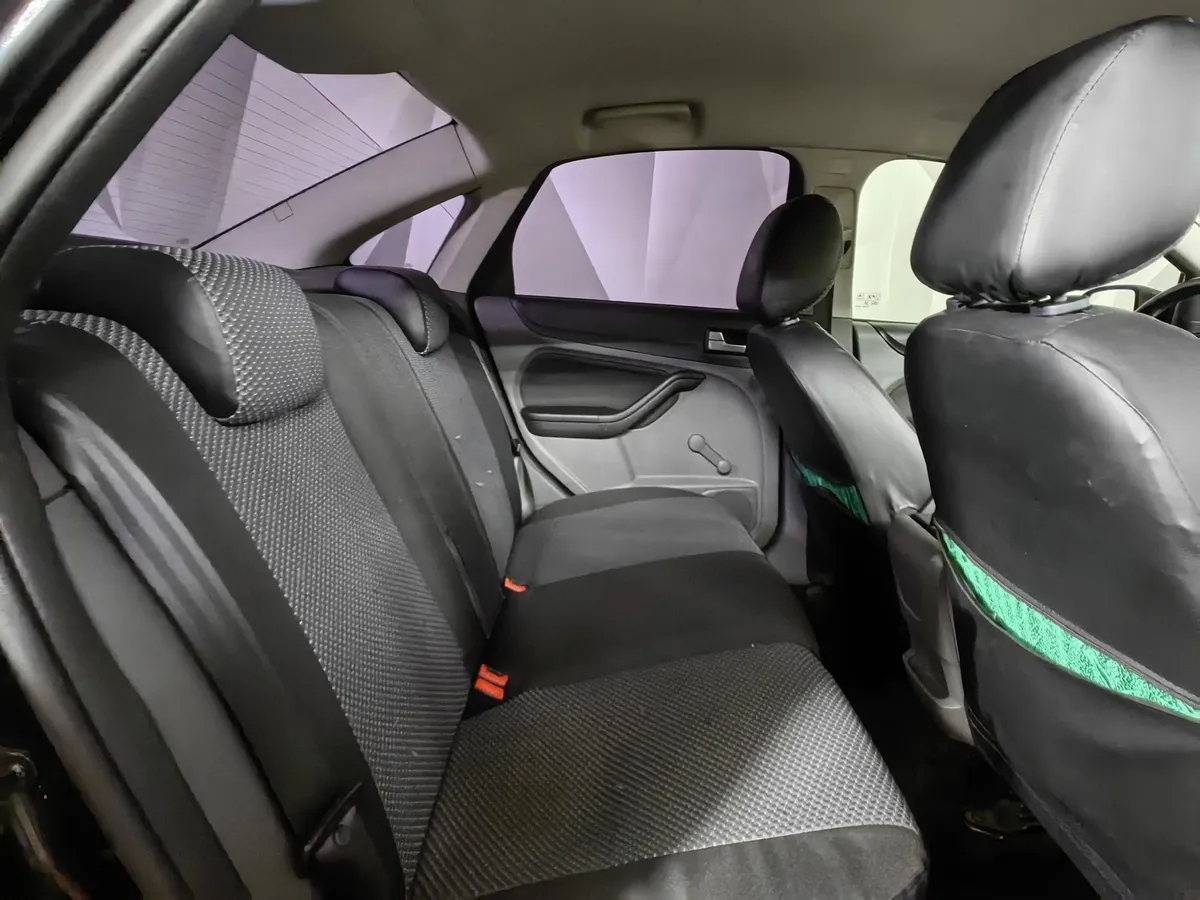 Ford Focus 1.8 MT (125 л.с.) Trend Черный в АВИЛОН. Слайд №15