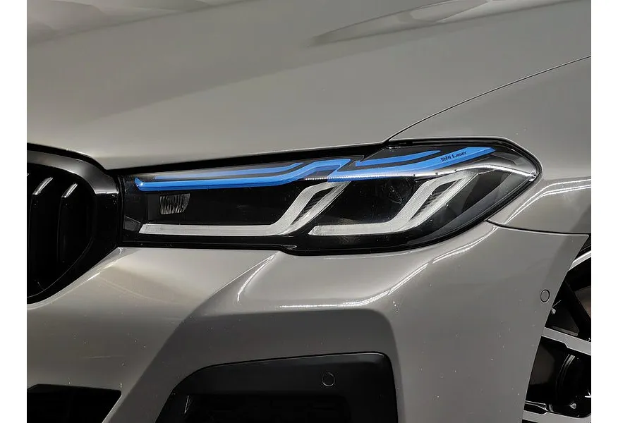 BMW 5 серия 530d xDrive Steptronic (249 л.с.) Base (Локальная сборка) Серый в АВИЛОН. Слайд №8