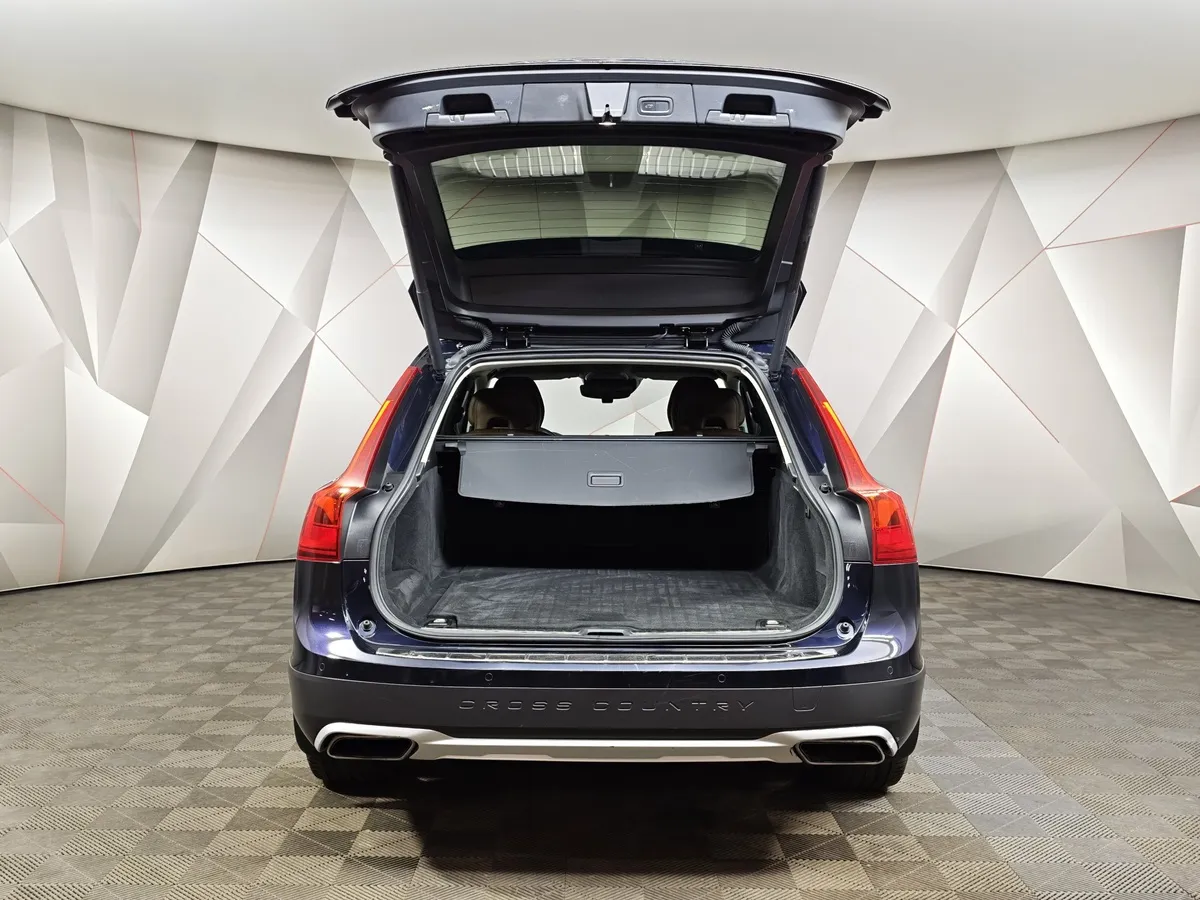 Volvo V90 Cross Country 2.0 T5 Drive-E AT AWD (249 л.с.) Plus Синий в АВИЛОН. Слайд №12