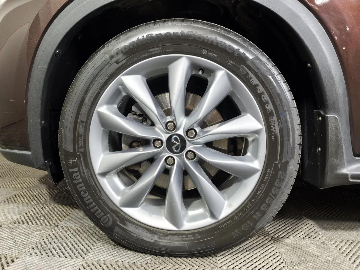 Infiniti QX50 2.0 VC-T CVT AWD (249 л.с.) Коричневый в АВИЛОН. Слайд №9