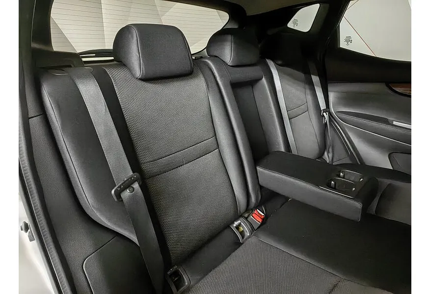 Nissan Qashqai 2.0 CVT AWD (144 л.с.) Серебристый в АВИЛОН. Слайд №11