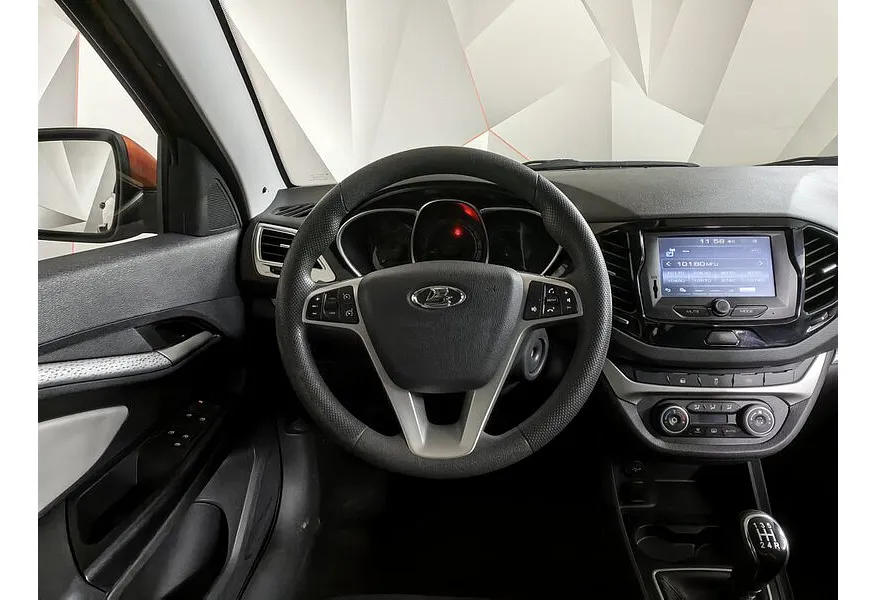 ВАЗ (Lada) Vesta 1.8 MT (122 л.с.) Оранжевый в АВИЛОН. Слайд №19