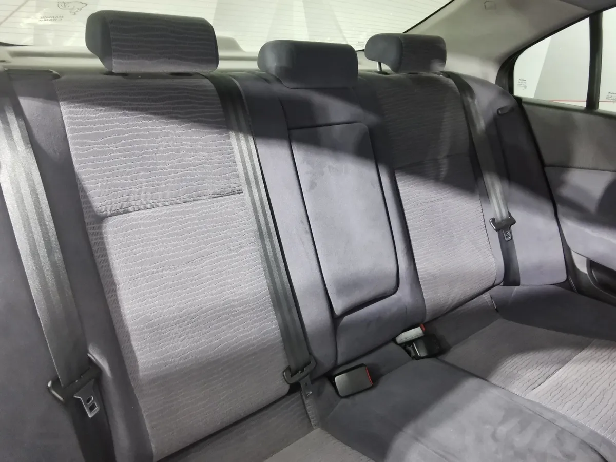 Nissan Primera 1.8 MT (116 л.с.) Серебристый в АВИЛОН. Слайд №16