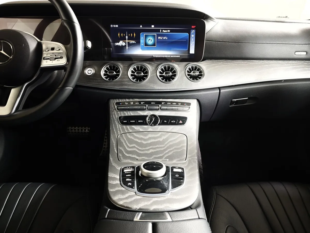 Mercedes-Benz CLS 350 d AT 4Matic (249 л.с.) Sport Черный в АВИЛОН. Слайд №15