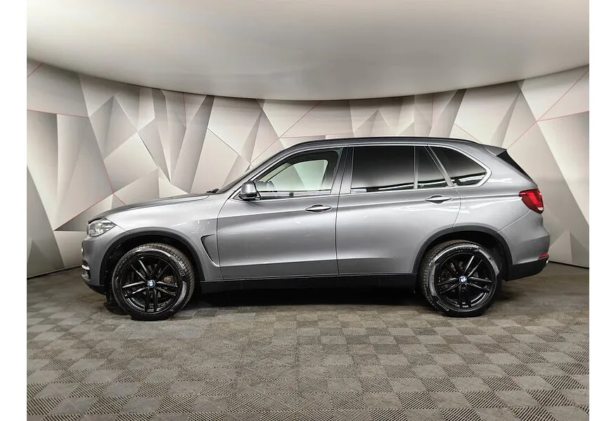 BMW X5 xDrive30d Steptronic (249 л.с.) Серый в АВИЛОН. Слайд №5
