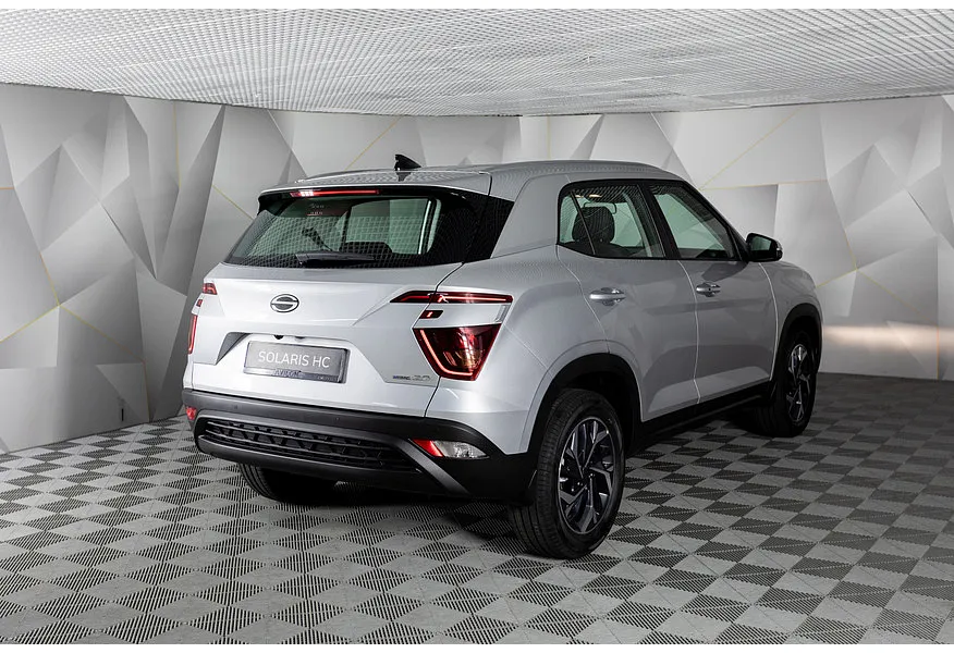 Solaris HC 2.0 AT 4WD (150 л.с.) Lifestyle + Winter Серебристый в АВИЛОН. Слайд №4