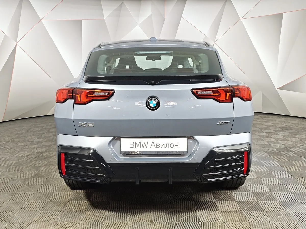 BMW X2 20i xDrive AT (192 л.с.) Серый в АВИЛОН. Слайд №4