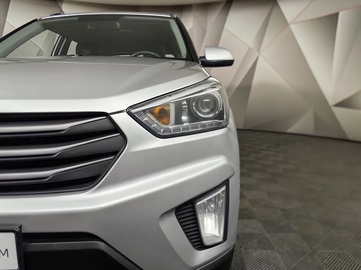 Hyundai Creta 1.6 AT AWD (121 л.с.) Active + Light + Winter Серебристый в АВИЛОН. Слайд №10