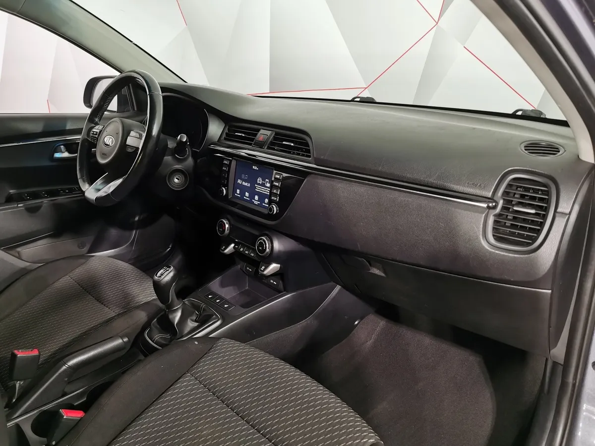Kia Rio 1.6 MT (123 л.с.) Prestige Серый в АВИЛОН. Слайд №13