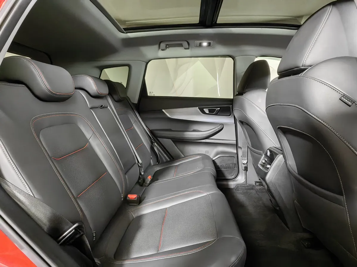 Chery Tiggo 7 Pro 1.5 CTV (147 л.с.) Prestige Красный в АВИЛОН. Слайд №14