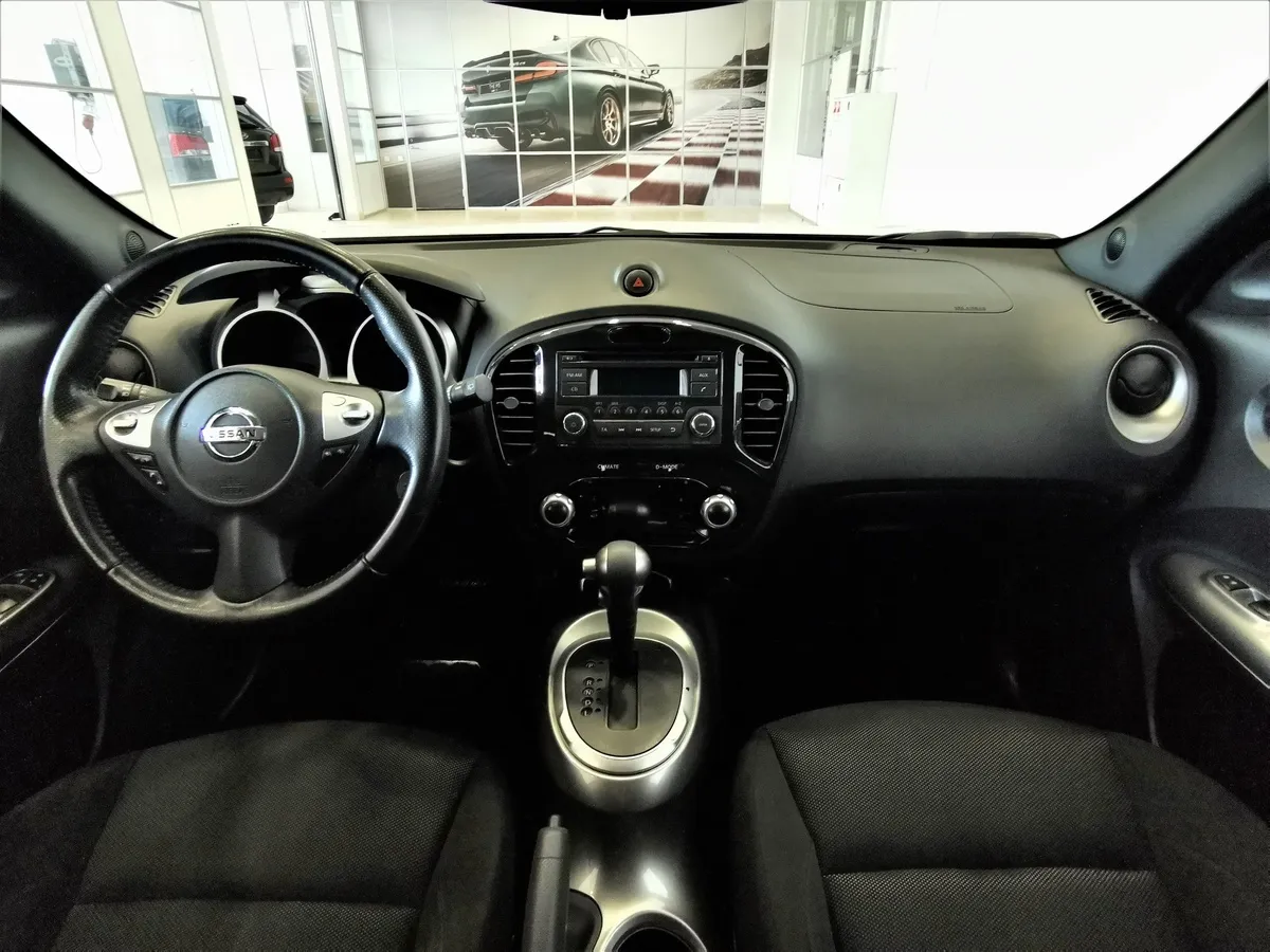 Nissan Juke 1.6 CVT (117 л.с.) Белый в АВИЛОН. Слайд №13