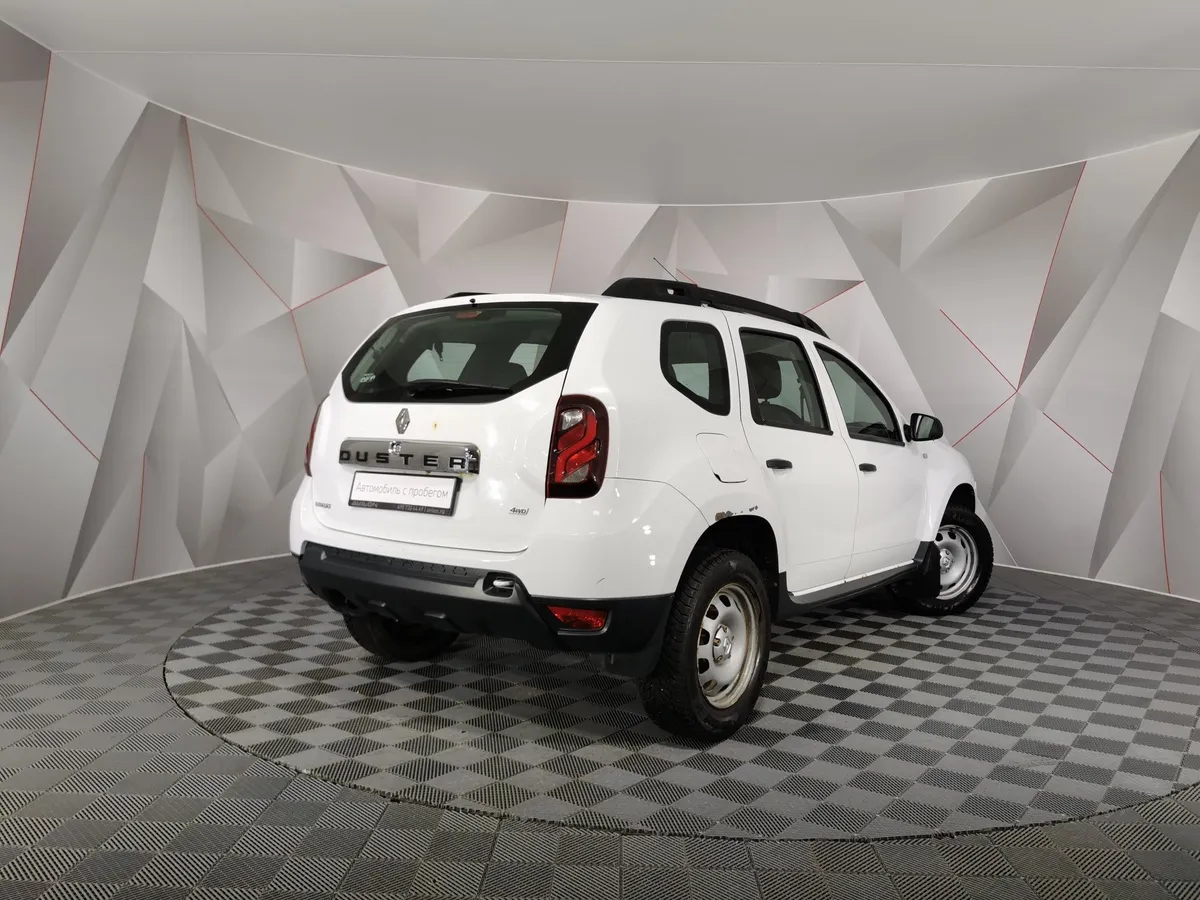 Renault Duster 2.0 AT 4x4 (143 л.с.) Luxe Privilege Белый в АВИЛОН. Слайд №2
