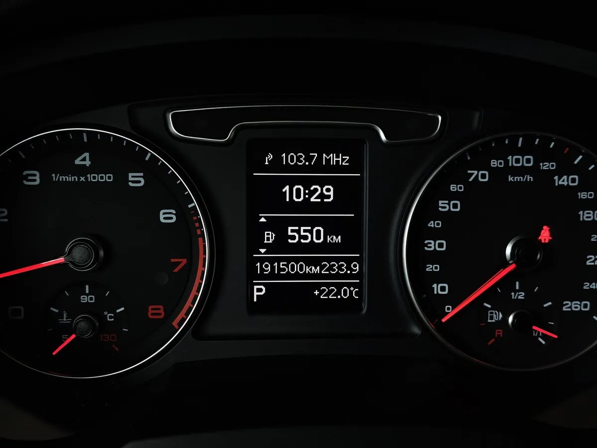 Audi Q3 2.0 TFSI quattro S tronic (170 л.с.) Черный в АВИЛОН. Слайд №18