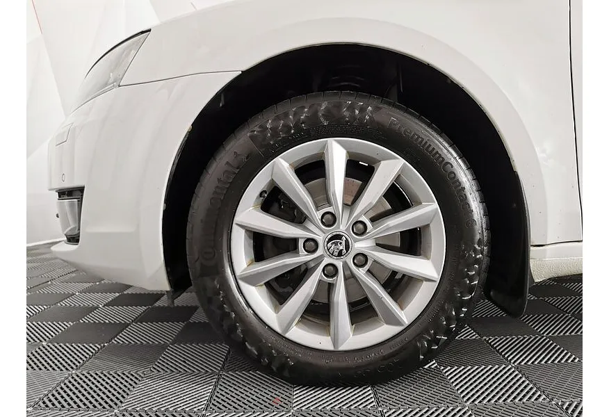 АВИЛОН - Skoda Octavia 1.4 TSI DSG (140 л.с.) Белый - slide 13