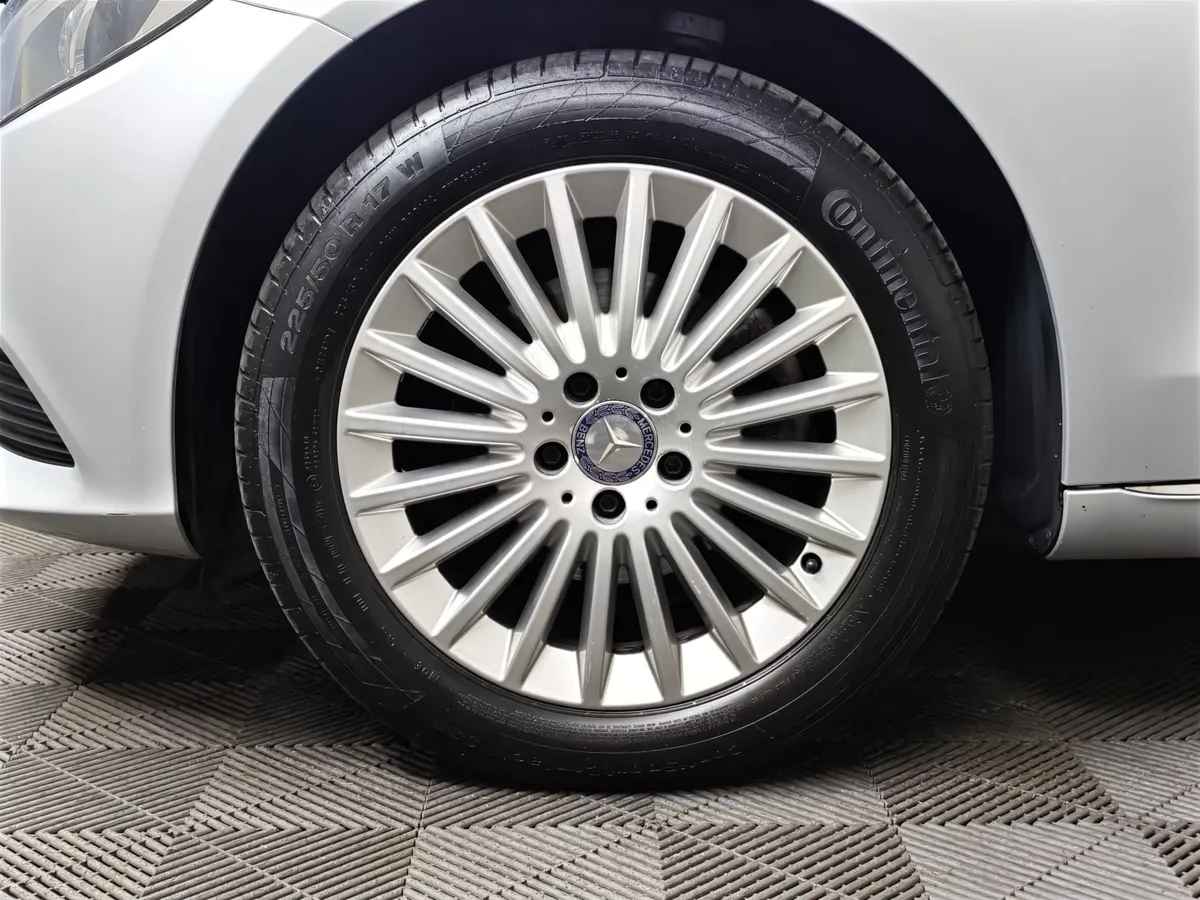 Mercedes-Benz C-Класс C 180 9G-Tronic (150 л.с.) Особая серия Серебристый в АВИЛОН. Слайд №8