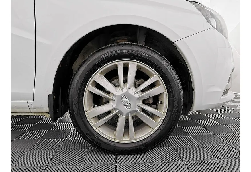 ВАЗ (Lada) Vesta 1.8 AMT (122 л.с.) Белый в АВИЛОН. Слайд №9