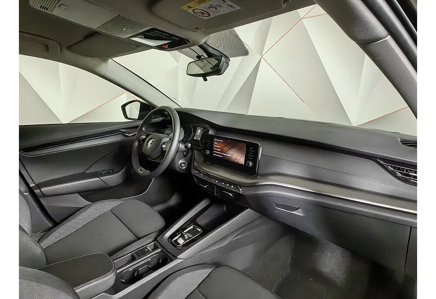 Skoda Octavia 1.4 AT FWD (150 л.с.) Style Plus Черный в АВИЛОН. Слайд №13