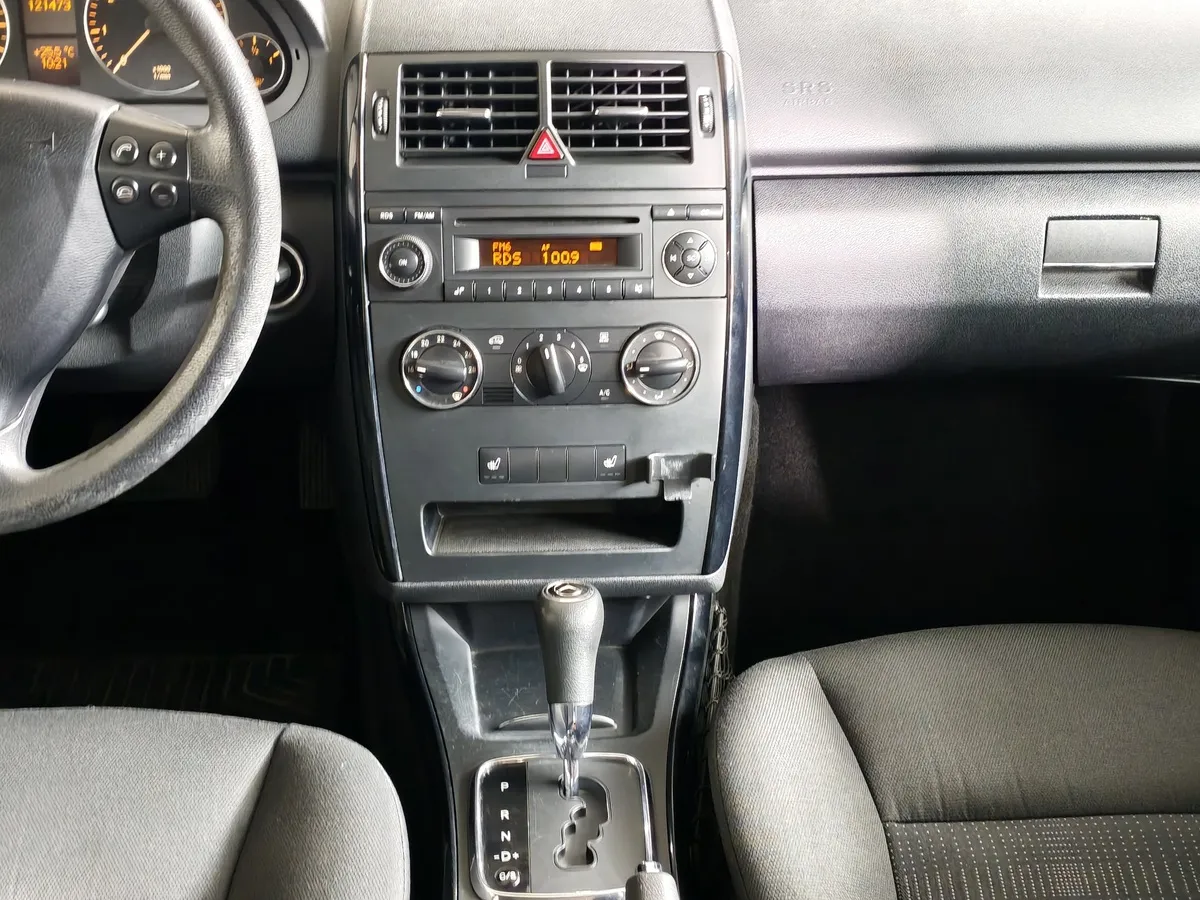 Mercedes-Benz A-Класс A 180 Autotronic (116 л.с.) Черный в АВИЛОН. Слайд №12