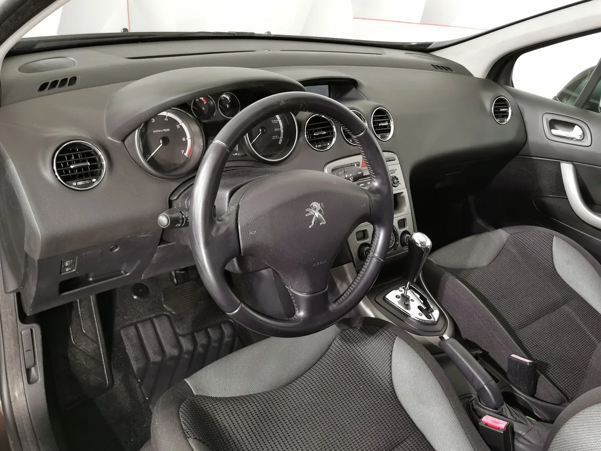 Peugeot 308 1.6 VTi AT (120 л.с.) Коричневый в АВИЛОН. Слайд №18