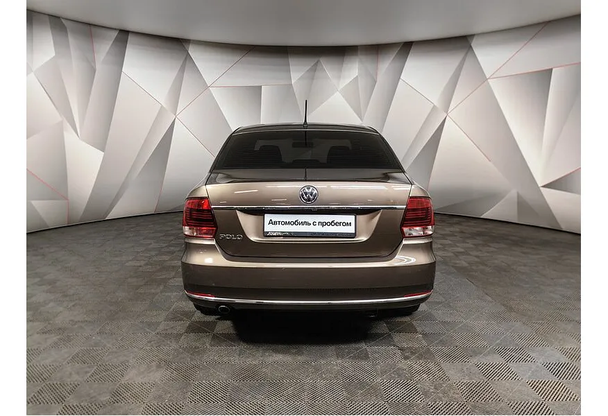 Volkswagen Polo 1.6 MPI AT (110 л.с.) Highline Коричневый в АВИЛОН. Слайд №8