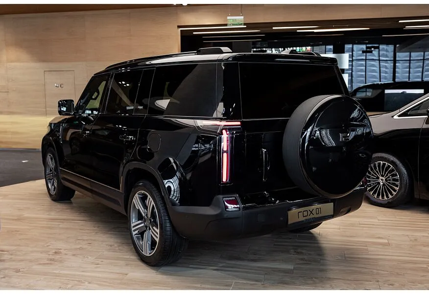 ROX 01 1.5 AT 4WD (475 л.с.) 6 мест Business Lounge Черный в АВИЛОН. Слайд №3