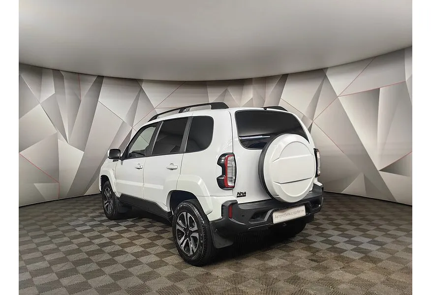 LIVE. Слайд №7