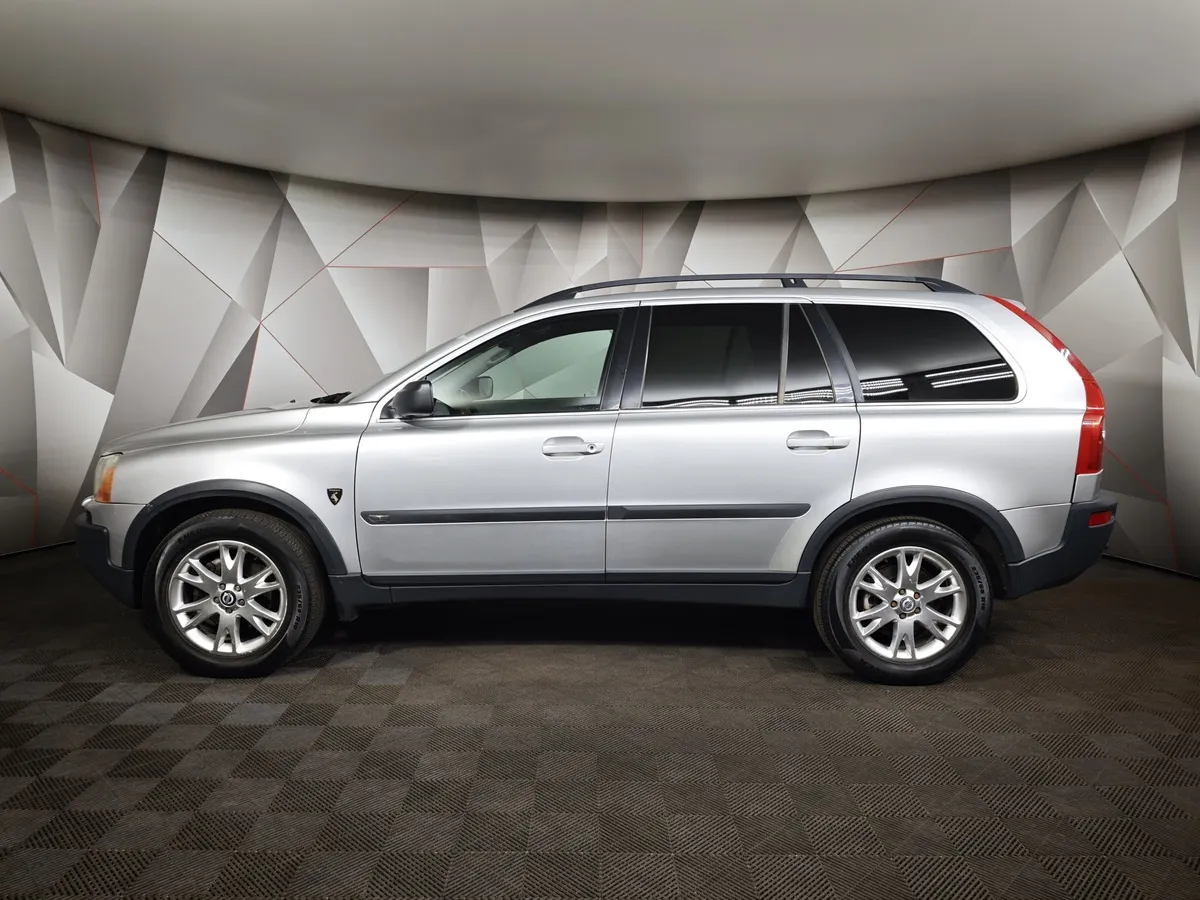 Volvo XC90 2.9 T6 Turbo Geartronic AWD (7 мест) (272 л.с.) Серебристый в АВИЛОН. Слайд №5