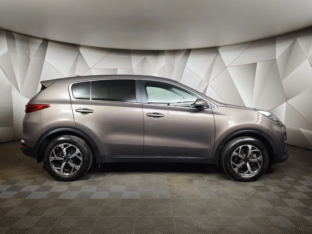 Kia Sportage 2.0 AT 4WD (150 л.с.) Comfort Серый в АВИЛОН. Слайд №6