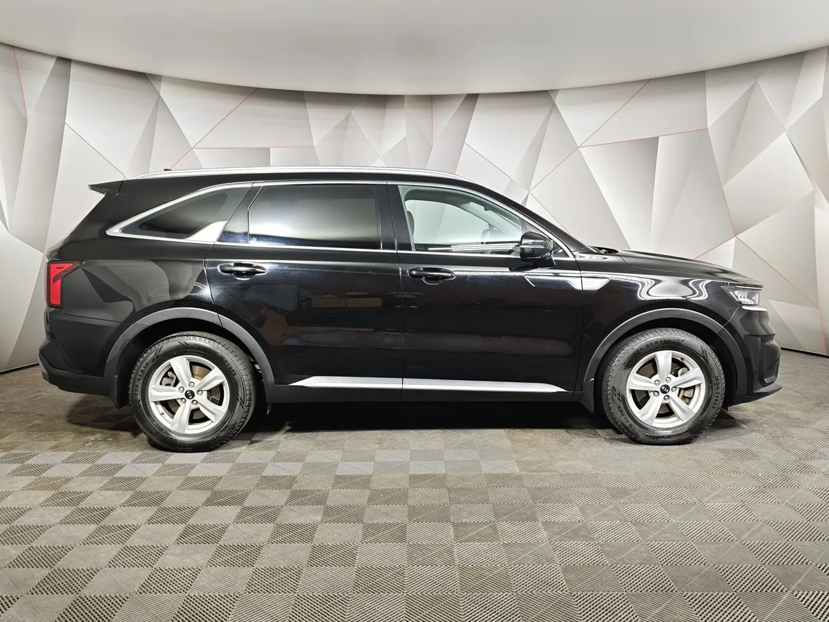 Kia Sorento 2.5 MPI 4WD AT (180 л.с.) Prestige Черный в АВИЛОН. Слайд №6