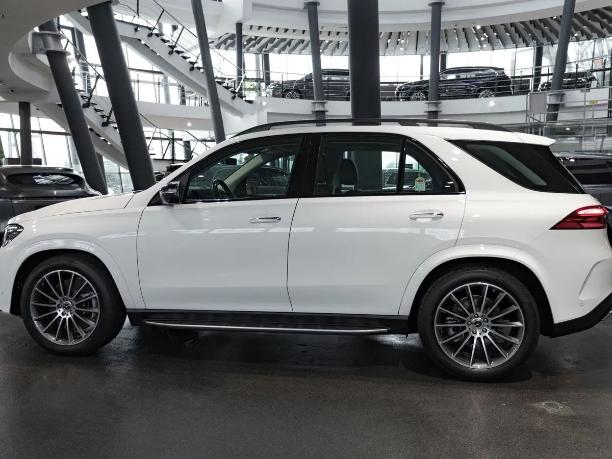 Mercedes-Benz GLE 450 4MATIC 9G-TRONIC (367 л.с.) Белый в АВИЛОН. Слайд №3