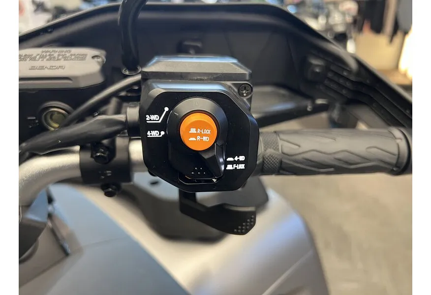 Benda Redstone 550 R2 499 см³ (45 л.с.) 45 499 Серый в АВИЛОН. Слайд №9