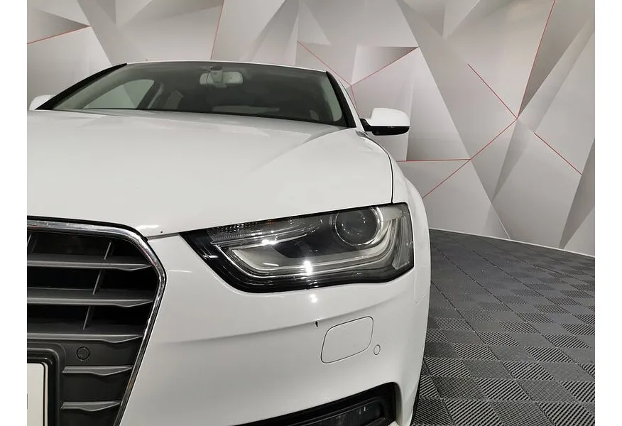 Audi A4 1.8 TFSI multitronic (170 л.с.) Белый в АВИЛОН. Слайд №10