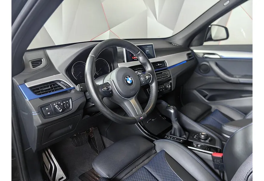 LIVE. Слайд №7